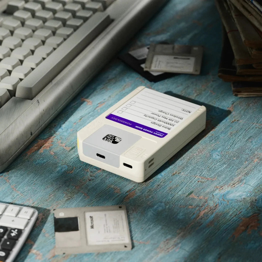 Powerology Floppydisk Retro 10000mAh MagSafe Power Bank – Image 2